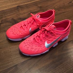 Nike Zoom Pink Sneakers